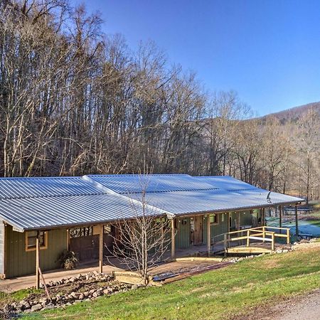 Pet-Friendly Blue Ridge, Cherokee Forest Retreat! Greeneville Esterno foto