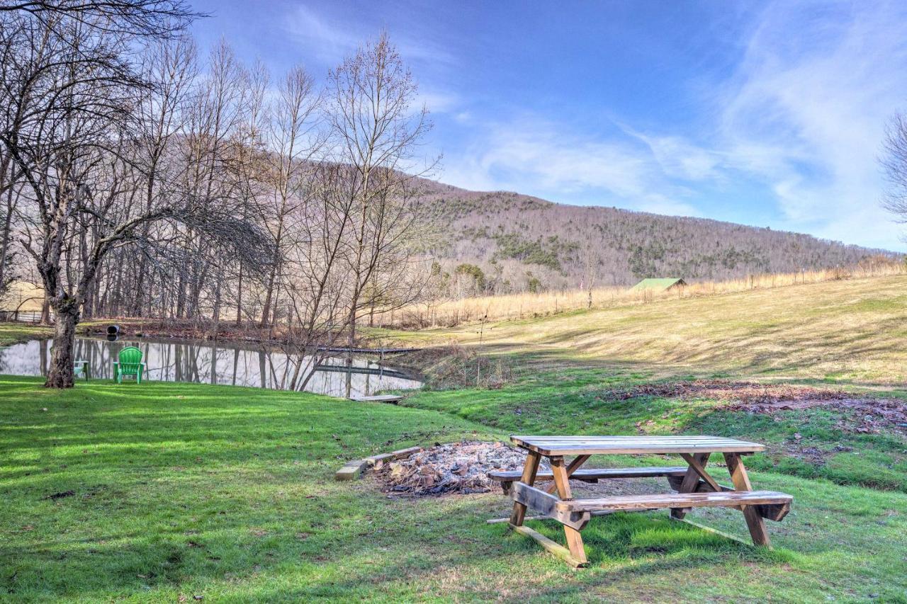 Pet-Friendly Blue Ridge, Cherokee Forest Retreat! Greeneville Esterno foto