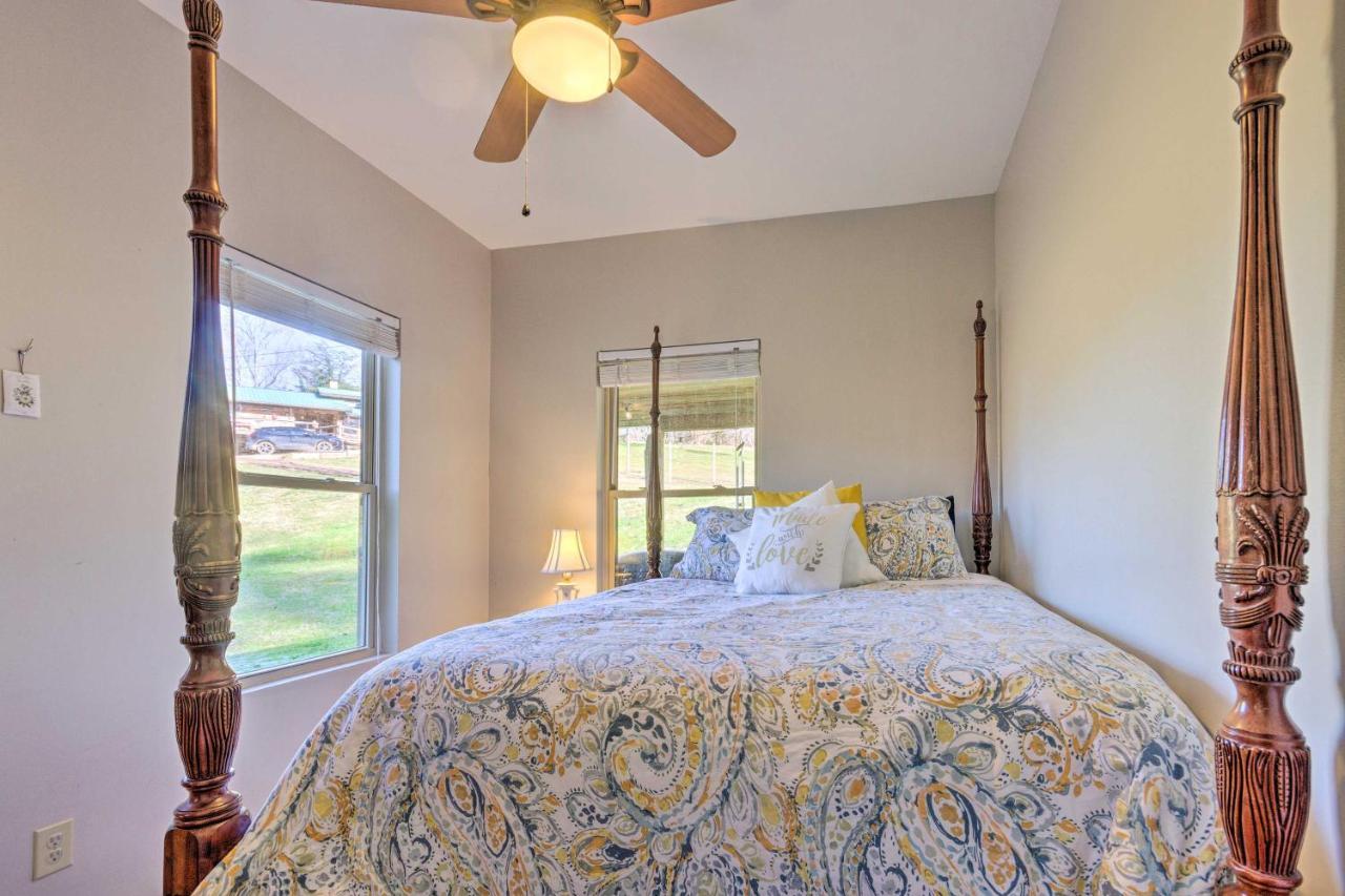 Pet-Friendly Blue Ridge, Cherokee Forest Retreat! Greeneville Esterno foto